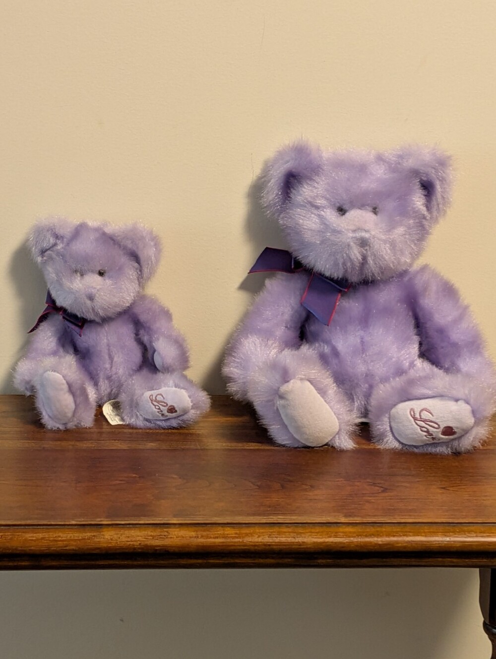 Russ. Aphrodite.Lavender Plush Teddy Bears Duo - Embroidered Paw Detail. EUC.